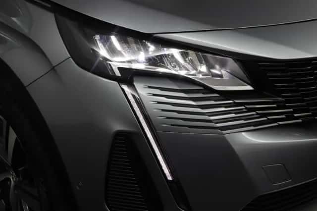 Peugeot 3008 (2023) thumbnail 51