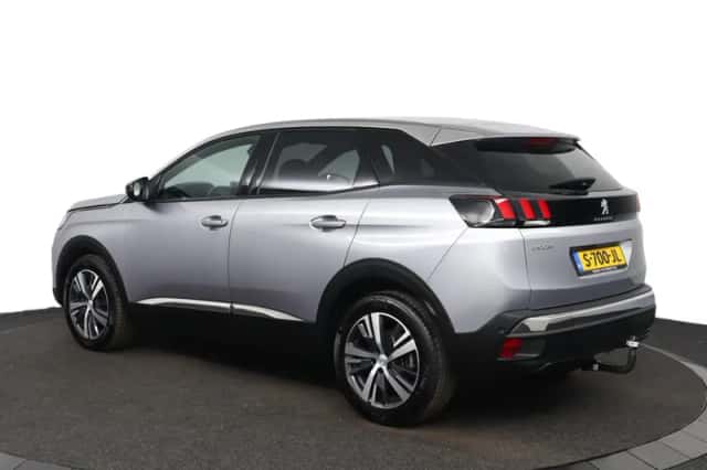 Peugeot 3008 (2023) thumbnail 10