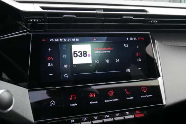 Peugeot 408 (2025) thumbnail 16