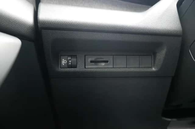 Peugeot 408 (2025) thumbnail 28