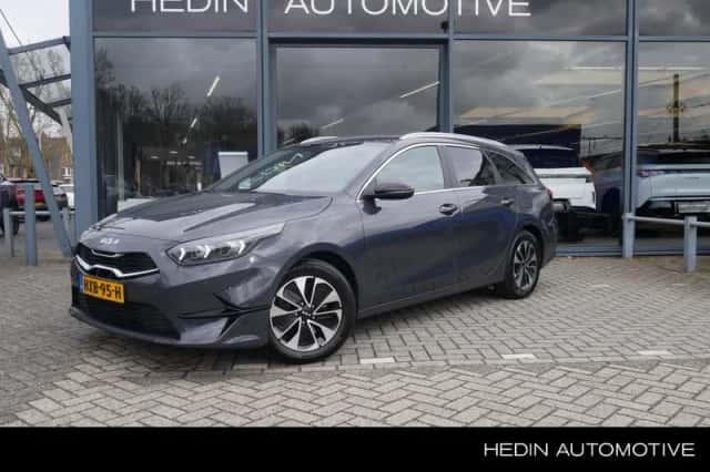 Kia Ceed Sportswagon (2025) thumbnail 1