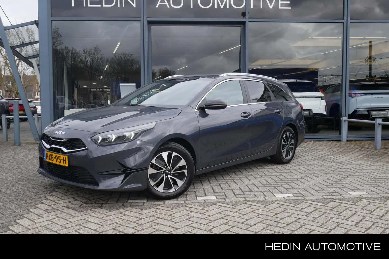 Kia Ceed Sportswagon (2025) — foto 1