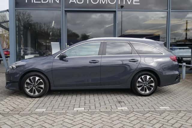 Kia Ceed Sportswagon (2025) thumbnail 3