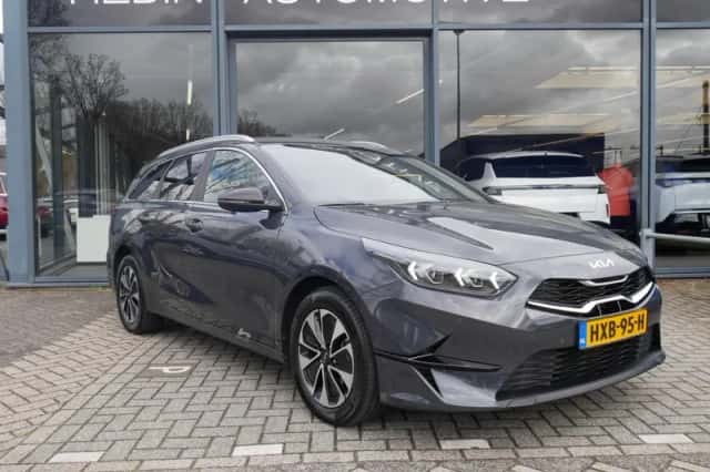 Kia Ceed Sportswagon (2025) thumbnail 4