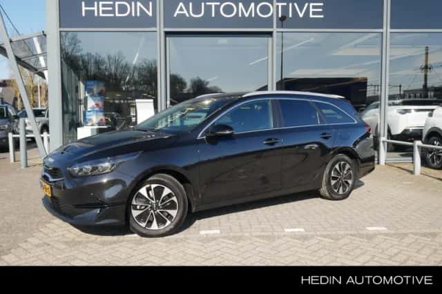 Kia Ceed Sportswagon (2025) thumbnail 1