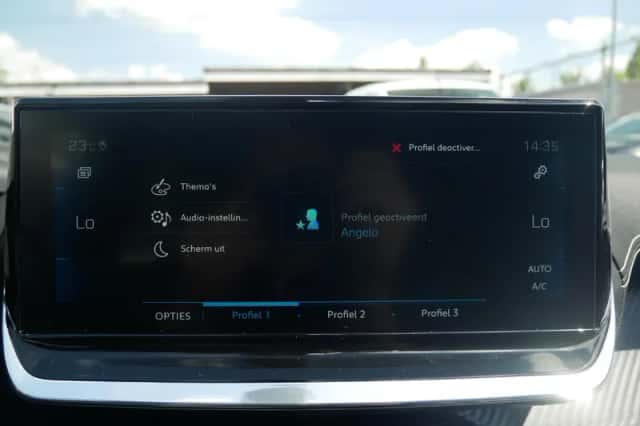 Peugeot 208 (2021) thumbnail 23