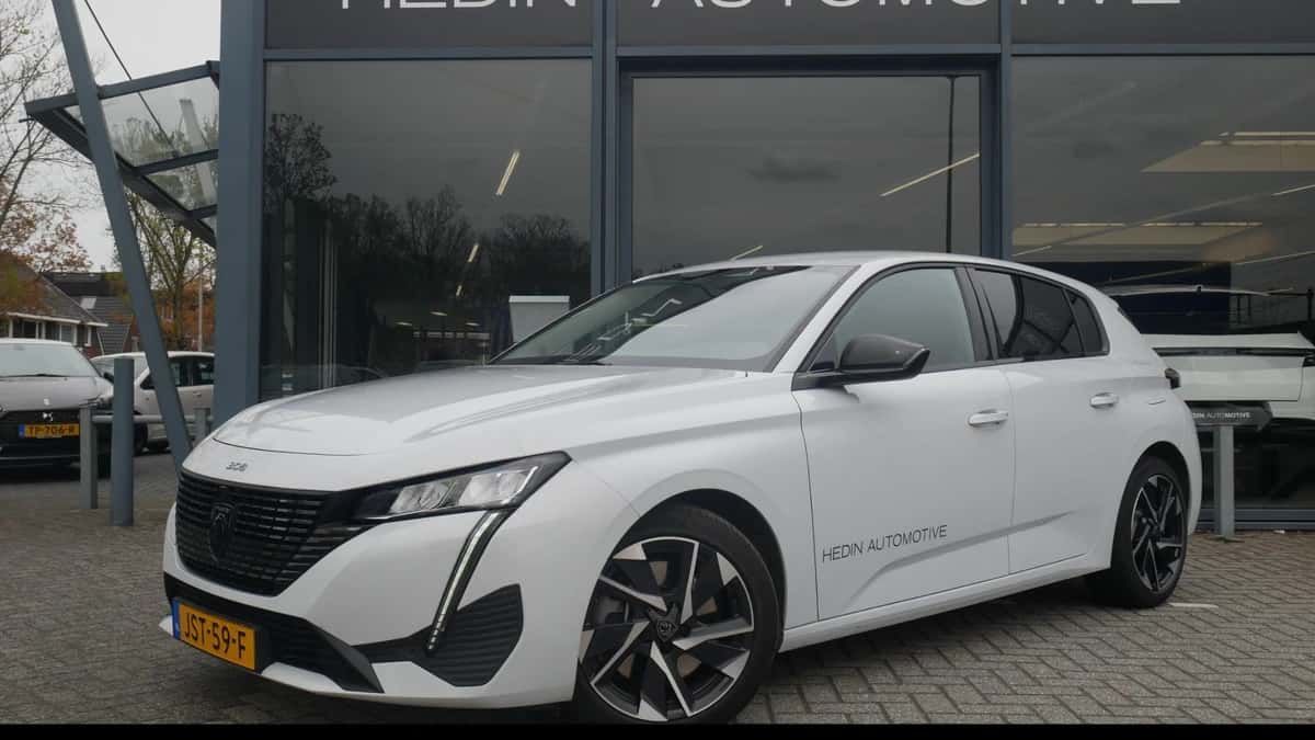 Peugeot 308 (2025) — foto 1