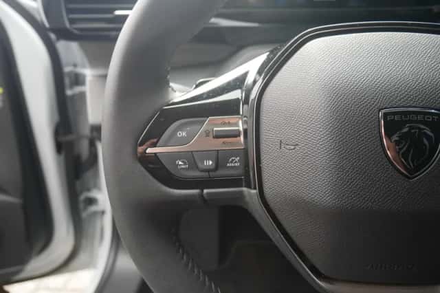 Peugeot 308 (2025) thumbnail 16