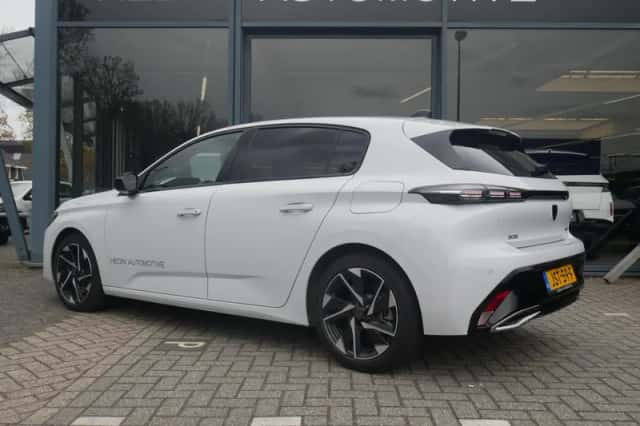 Peugeot 308 (2025) thumbnail 4