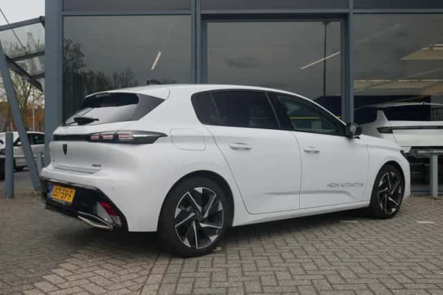 Peugeot 308 (2025) thumbnail 6