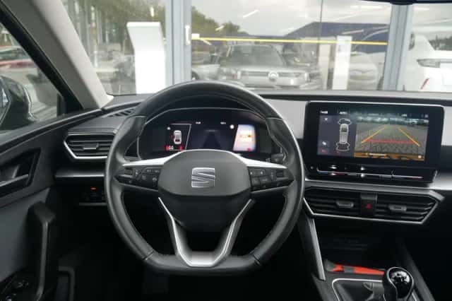SEAT Leon (2022) thumbnail 11