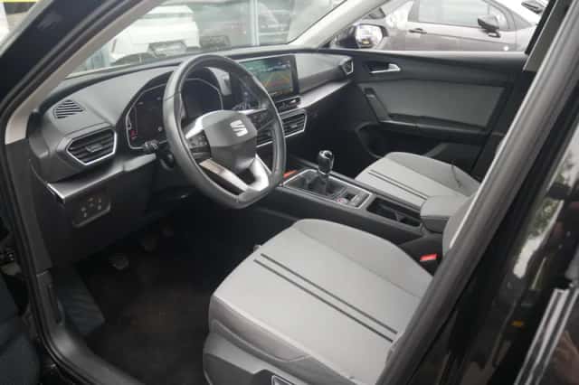 SEAT Leon (2022) thumbnail 13