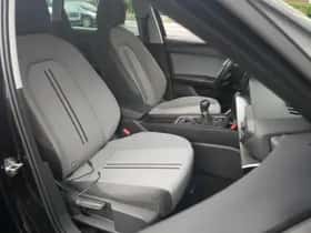 SEAT Leon (2022) thumbnail 14