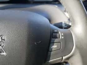 Peugeot 208 (2018) thumbnail 19
