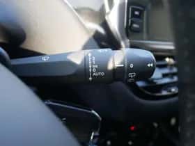 Peugeot 208 (2018) thumbnail 22