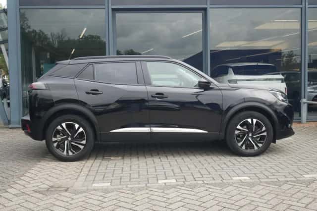 Peugeot 2008 (2021) thumbnail 6