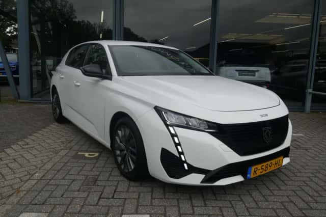 Peugeot 308 (2022) thumbnail 3