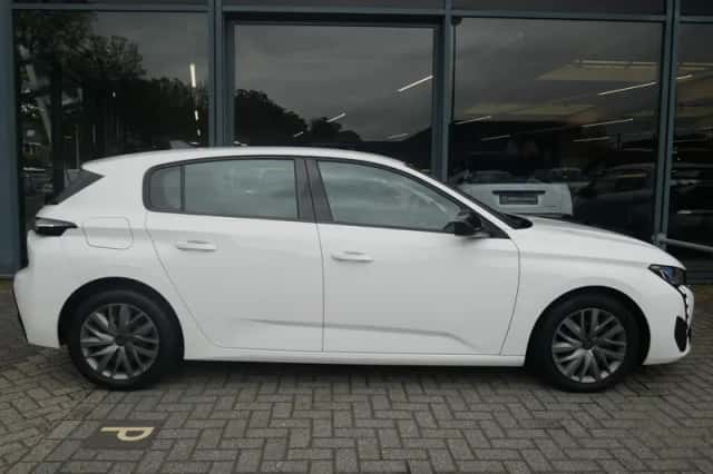 Peugeot 308 (2022) thumbnail 4
