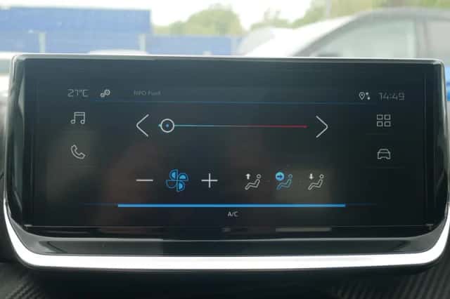 Peugeot 208 (2024) thumbnail 21
