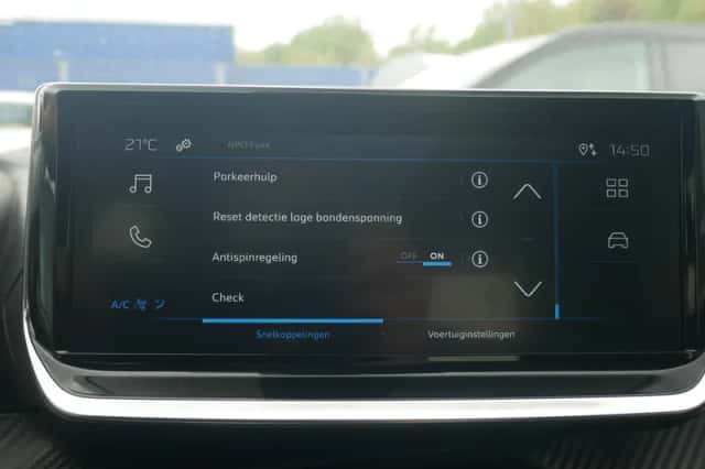 Peugeot 208 (2024) thumbnail 24