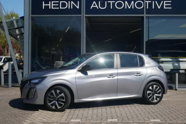 Peugeot 208 (2024) thumbnail 32