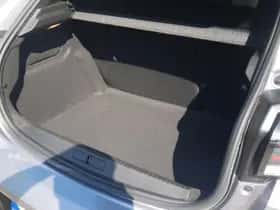 Peugeot 208 (2024) thumbnail 8
