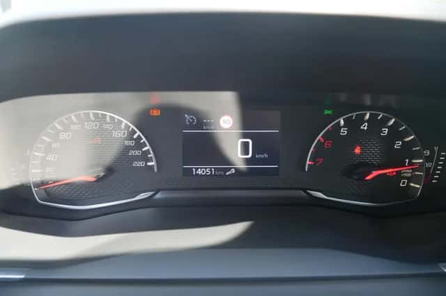 Peugeot 208 (2024) thumbnail 10