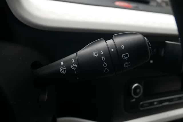Renault Twingo (2018) thumbnail 37