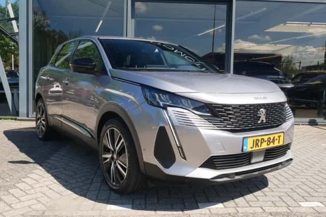 Peugeot 3008 (2024) thumbnail 4