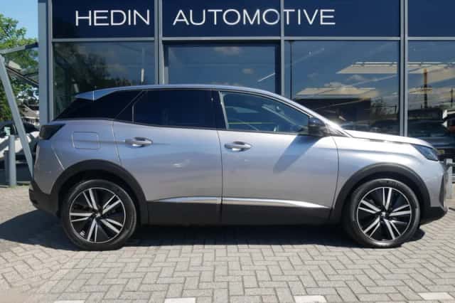 Peugeot 3008 (2024) thumbnail 5