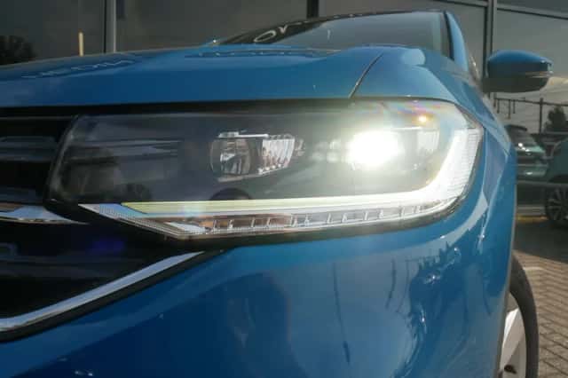 Volkswagen T-Cross (2020) thumbnail 3