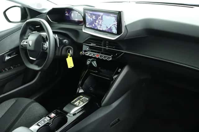 Peugeot 208 (2024) thumbnail 60