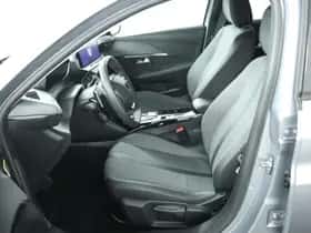 Peugeot 208 (2024) thumbnail 8