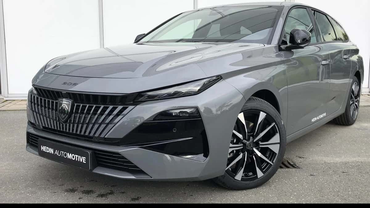 Peugeot 308 (2025) — foto 1