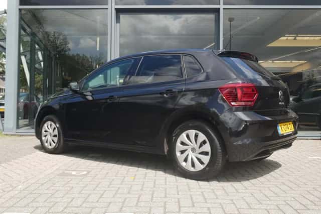 Volkswagen Polo (2021) thumbnail 4