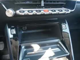 Peugeot 208 (2025) thumbnail 23