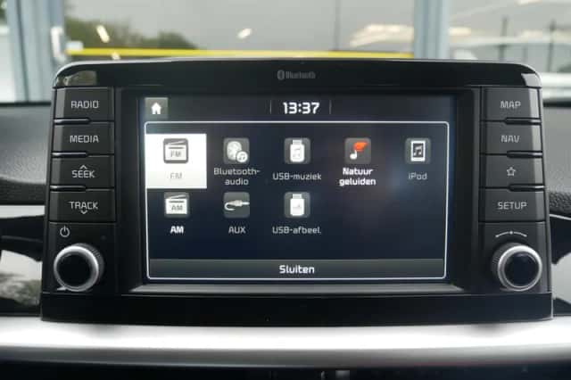 Kia Picanto (2019) thumbnail 17