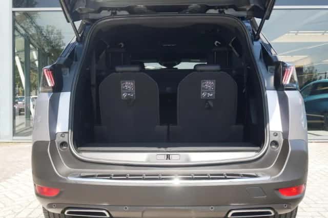 Peugeot 5008 (2024) thumbnail 5