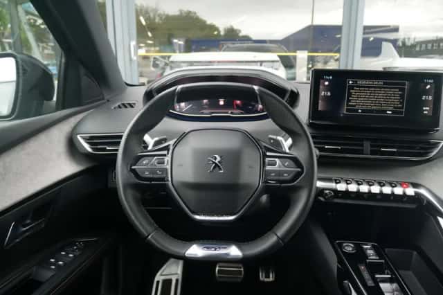 Peugeot 5008 (2024) thumbnail 15