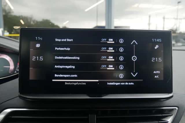 Peugeot 5008 (2024) thumbnail 21