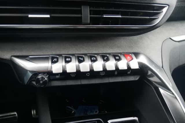 Peugeot 5008 (2024) thumbnail 26