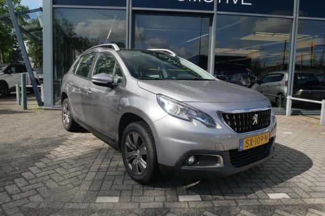 Peugeot 2008 (2018) thumbnail 4