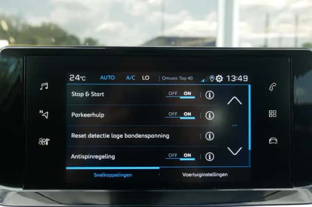 Peugeot 2008 (2020) thumbnail 21
