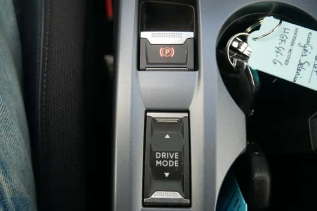 Peugeot 2008 (2020) thumbnail 26