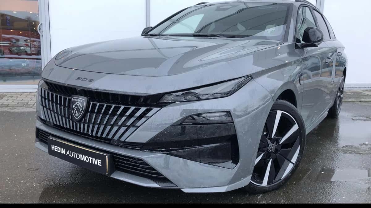 Peugeot e-308 (2025) — foto 1