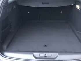 Peugeot e-308 (2025) thumbnail 4
