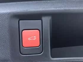Peugeot e-308 (2025) thumbnail 6