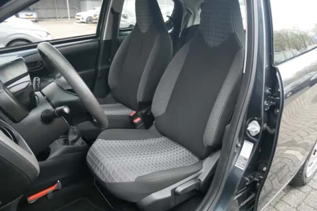 Peugeot 108 (2020) thumbnail 11