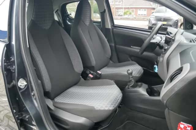 Peugeot 108 (2020) thumbnail 13