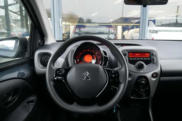 Peugeot 108 (2020) thumbnail 15